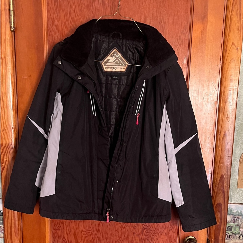 ZeroXposur Quilted Jacket in Black and Gray